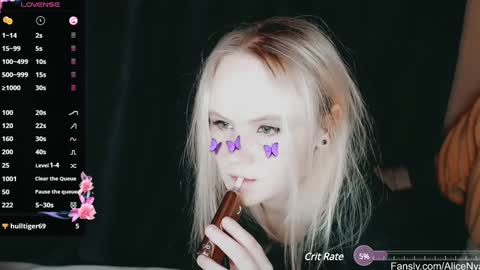 Snapshot of alicenya chatting on 12-27-24, 02:58 Alice online show from 12-27-24, 02:58