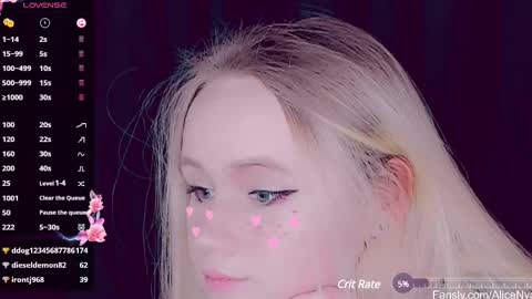 Snapshot of alicenya chatting on 03-08-25, 09:06 Alice online show from 03-08-25, 09:06