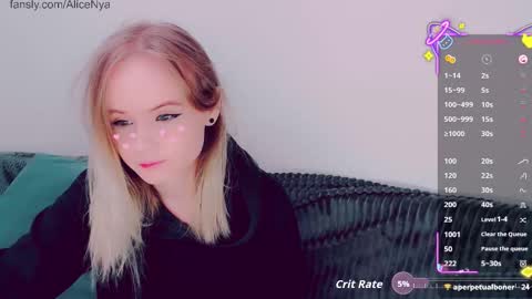 Snapshot of alicenya chatting on 12-04-25, 05:17 Alice online show from 12-04-25, 05:17
