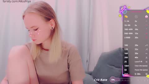 Snapshot of alicenya chatting on 12-16-25, 06:18 Alice online show from 12-16-25, 06:18