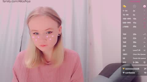 Snapshot of alicenya chatting on 01-10-26, 05:09 Alice online show from 01-10-26, 05:09