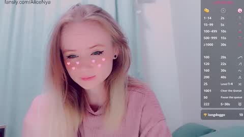 Snapshot of alicenya chatting on 02-19-26, 05:47 Alice online show from 02-19-26, 05:47