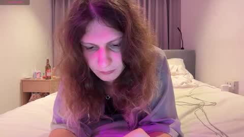 AlicePinkhead online show from 06-04-26, 10:54