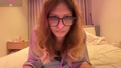 AlicePinkhead online show from 07-09-26, 09:46
