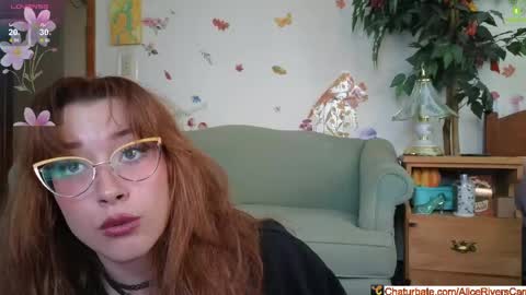Snapshot of aliceriverscam chatting on 05-24-26, 08:25 Alice Rivers ---- Enter my public Discord- online show from 05-24-26, 08:25