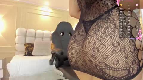          online show from 03-11-26, 12:44