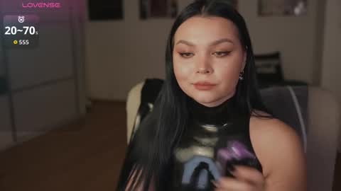 Snapshot of alicesweetlove chatting on 12-02-25, 12:16 Alice online show from 12-02-25, 12:16