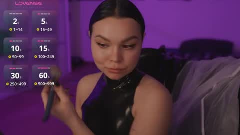 Snapshot of alicesweetlove chatting on 03-31-26, 11:16 Alice online show from 03-31-26, 11:16