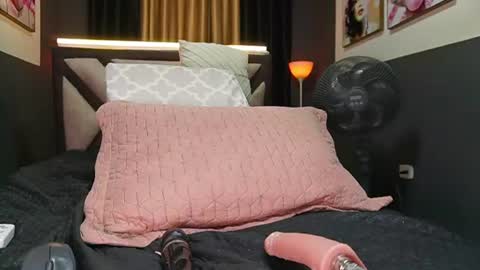 alicetaylor_1 online show from 06-22-26, 09:23
