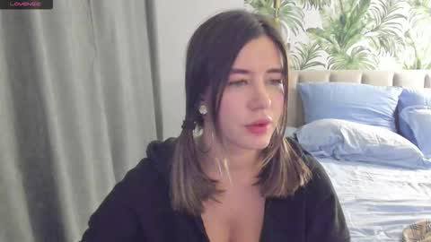 Snapshot of alicetuker chatting on 11-16-25, 04:56 Alice online show from 11-16-25, 04:56