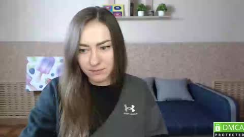 Snapshot of alicewonderful22 chatting on 02-20-25, 10:05 Alice online show from 02-20-25, 10:05