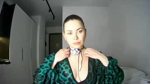 Snapshot of alicexfresh chatting on 03-10-25, 04:35 AlicexFresh online show from 03-10-25, 04:35