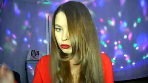 Snapshot of alicexfresh chatting on 10-25-25, 11:51 AlicexFresh online show from 10-25-25, 11:51