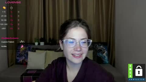 Alicia online show from 10-04-25, 05:22