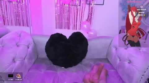 Snapshot of alicia_leclair chatting on 10-16-25, 04:35 alicia online show from 10-16-25, 04:35