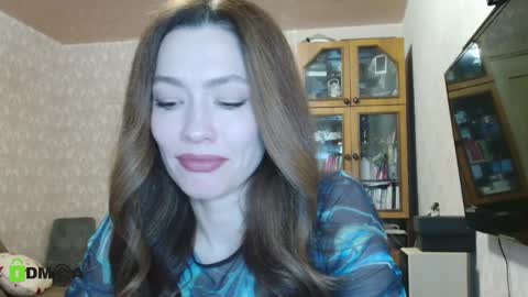 Alicia online show from 01-17-25, 04:17