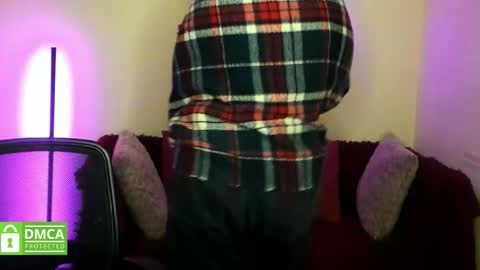 Alicia online show from 11-22-25, 06:34