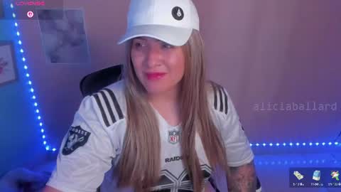 Jennyfer online show from 08-02-26, 08:51
