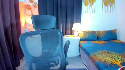 Snapshot of aliciacum chatting on 10-01-25, 04:57 aliciacum online show from 10-01-25, 04:57