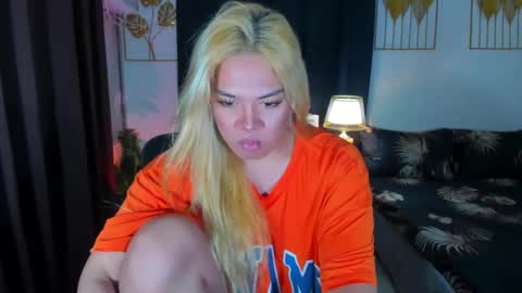 Snapshot of aliciacum chatting on 10-29-25, 04:48 aliciacum online show from 10-29-25, 04:48