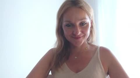 Alicia online show from 06-22-26, 01:08