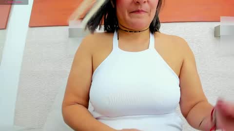 im tutti online show from 05-19-26, 02:51