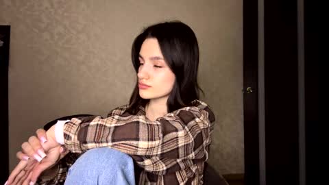 Snapshot of alidagenthner chatting on 03-09-26, 03:05 Niki online show from 03-09-26, 03:05