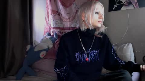 Alien Bella online show from 03-23-26, 02:32