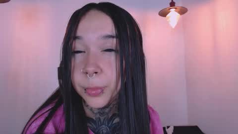 Snapshot of alien_eyes09 chatting on 06-02-26, 01:29 online show from 06-02-26, 01:29