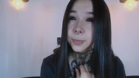 Snapshot of alien_eyes09 chatting on 06-23-26, 11:19 online show from 06-23-26, 11:19