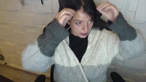 Snapshot of alien_high chatting on 09-24-25, 10:51 AlienHigh FlashNigga online show from 09-24-25, 10:51