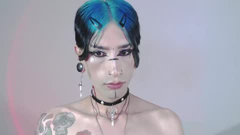 Snapshot of alienexxx chatting on 01-16-25, 03:45 online show from 01-16-25, 03:45