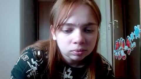 Snapshot of aliiice_stone chatting on 09-18-25, 03:36 Alice online show from 09-18-25, 03:36