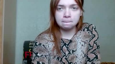 Snapshot of aliiice_stone chatting on 10-08-25, 06:16 Alice online show from 10-08-25, 06:16