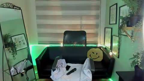 Camii online show from 06-28-26, 07:53