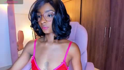 Snapshot of alika_houston chatting on 05-18-26, 05:35 IG Alik nasso online show from 05-18-26, 05:35