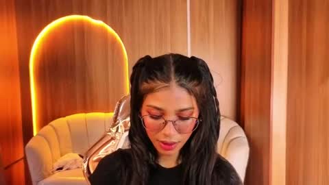 Snapshot of alina_b_ chatting on 05-05-26, 08:06 alina_b_ online show from 05-05-26, 08:06