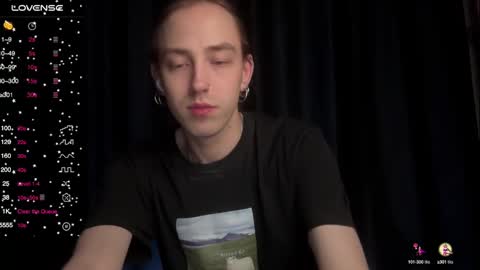 Snapshot of alina_flow chatting on 01-04-25, 02:14 Alexa online show from 01-04-25, 02:14