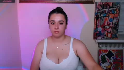 Snapshot of alinaasti_ chatting on 06-30-26, 07:09 Alina online show from 06-30-26, 07:09