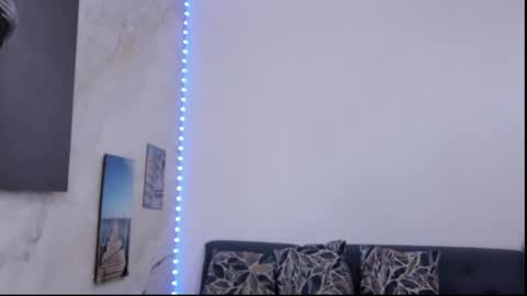 alinabozz1 online show from 06-25-26, 07:51