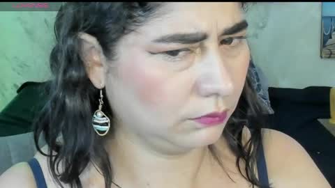alinabozz1 online show from 08-08-26, 11:18