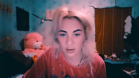 Alina online show from 10-19-25, 02:07