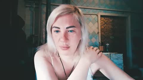 Alina online show from 04-28-26, 04:06