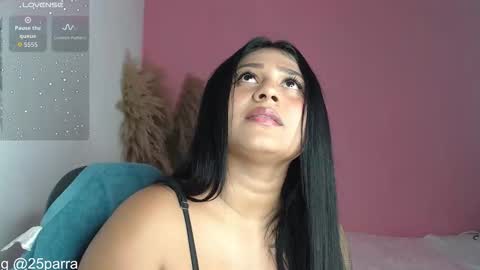 Snapshot of alinakiss_ chatting on 12-21-25, 02:51 lili online show from 12-21-25, 02:51