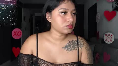 Snapshot of alinakiss_ chatting on 02-15-26, 10:06 lili online show from 02-15-26, 10:06