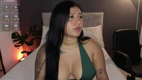 Snapshot of alinakiss_ chatting on 05-09-26, 10:26 lili online show from 05-09-26, 10:26
