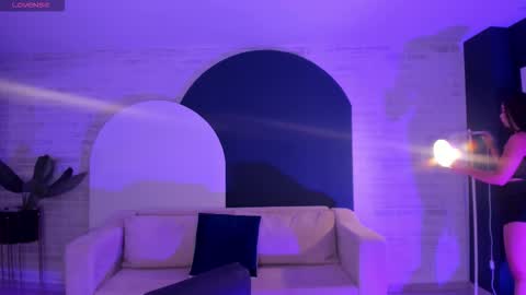 alinakravitz_ online show from 02-12-26, 11:38