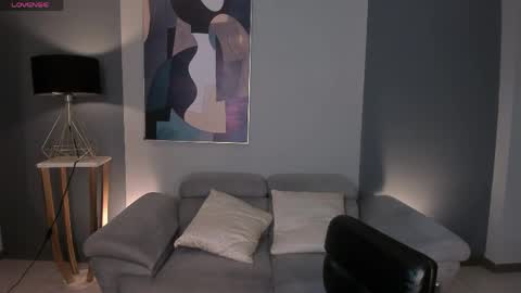 alinakravitz_ online show from 03-21-26, 12:10