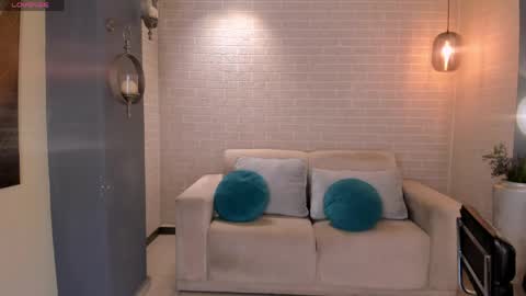 alinakravitz_ online show from 04-08-26, 08:42