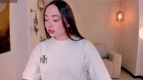 alinakravitz_ online show from 04-24-26, 06:21